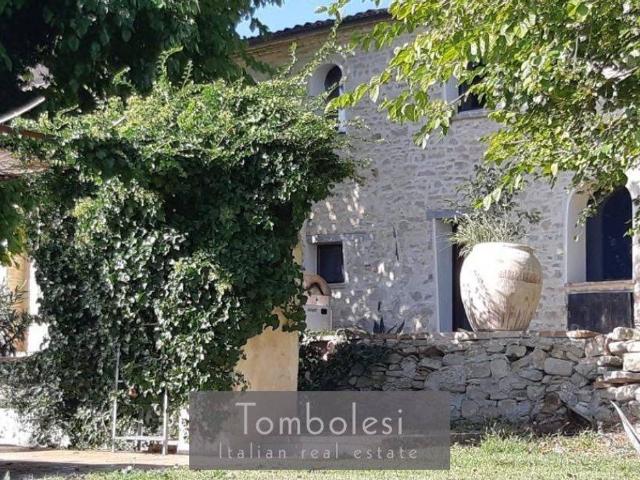 Rustico in vendita a Pozzo, Cingoli
