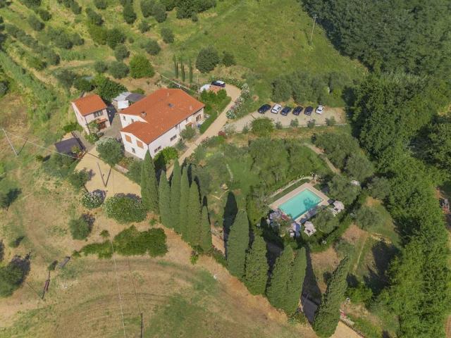 Rustico in vendita a Pontelungo, Pistoia