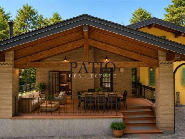 Rustico in vendita a Gironico Al Piano, Lombardia