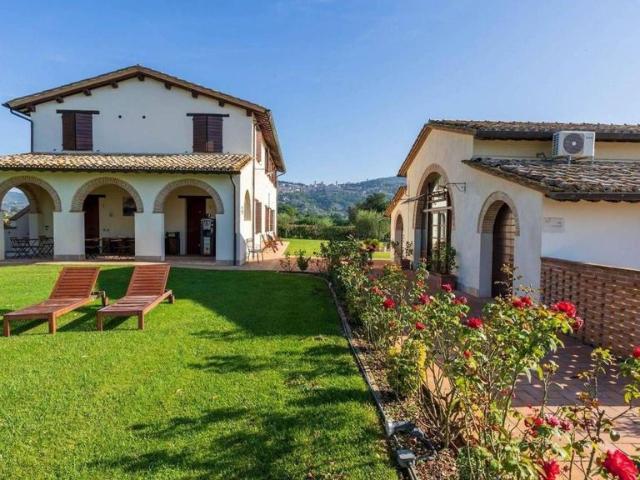 Rustico in vendita a Assisi, Umbria