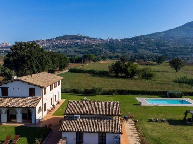 Rustico in vendita a Assisi, Umbria