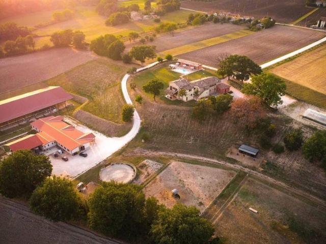 Rustico in vendita a Marche, Pesaro E Urbino
