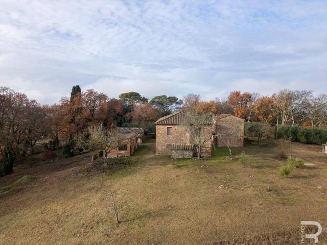 Rustico in vendita a Santa Maria, Lucignano