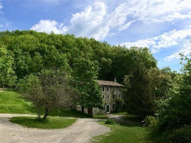 Rustico in vendita a Tresinaro - Secchia, Re