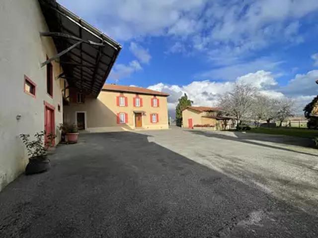 Maison vente à Tarbes, Lustar
