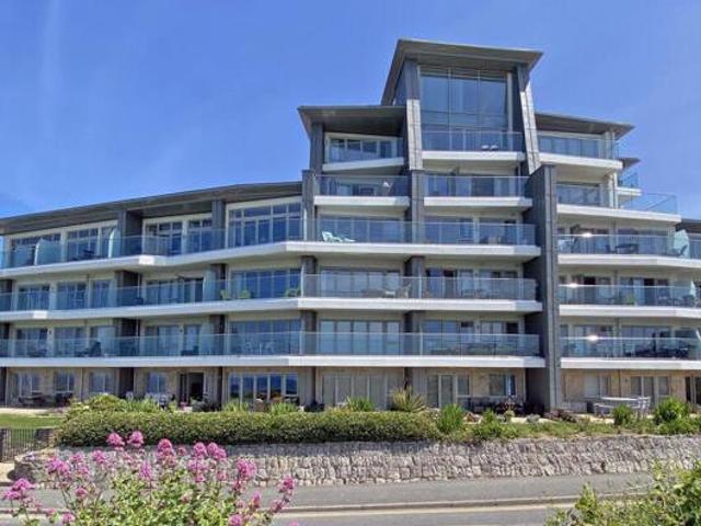 House for sale in Newquay, Cornwall
