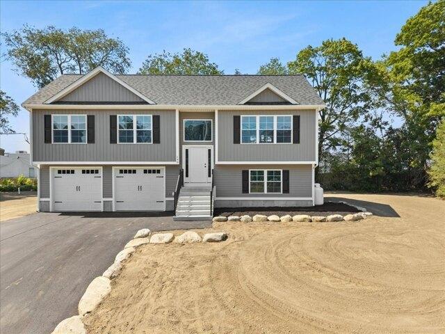 House for sale in Bristol, Massachusetts
