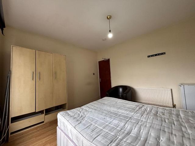 Room for rent in Spring Park, Luton