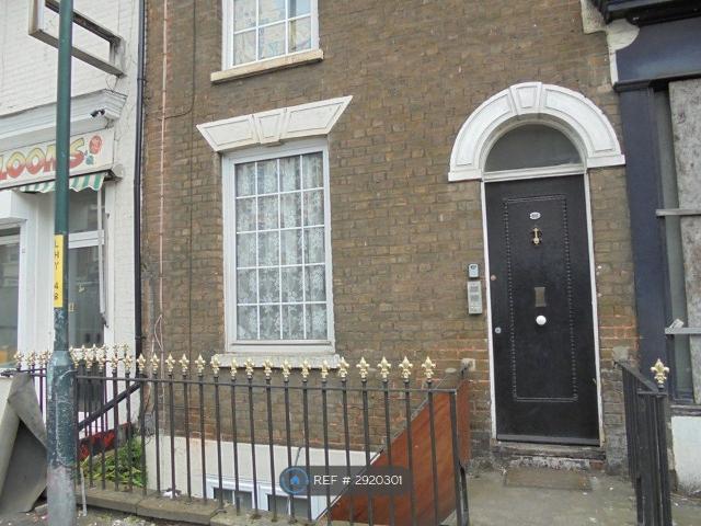 Apartment for rent in Luton, Chatham