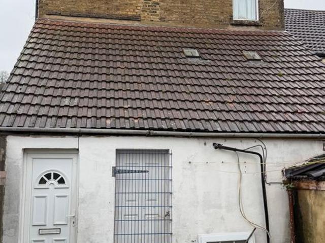House for rent in Luton, Chatham