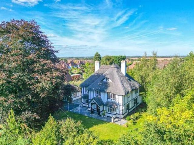 House for sale in Camp Hill, Warwickshire
