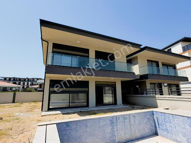 Seferihisar, İzmir içerisinde kiralık Villa