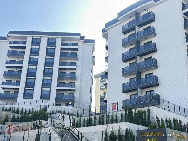 Devrim Mahallesi, Karabağlar içerisinde satılık mülk