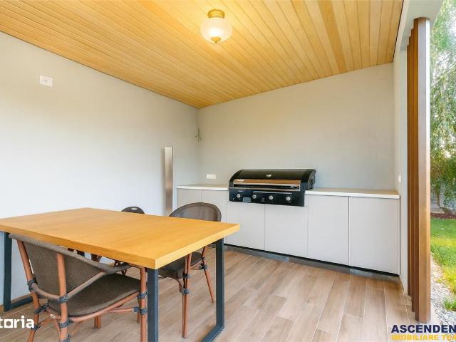 Casă vânzări în Romani, Brașov