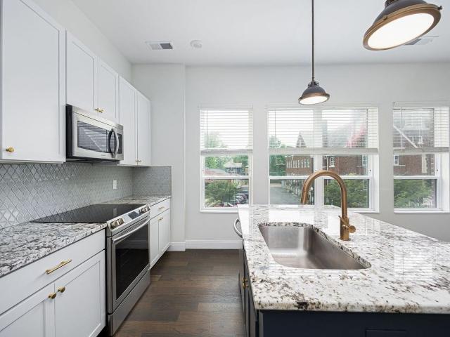 Apartment for rent in Victorian Village, Columbus