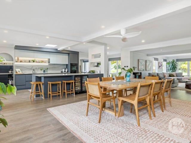Cottage for sale in Balnarring, Melbourne