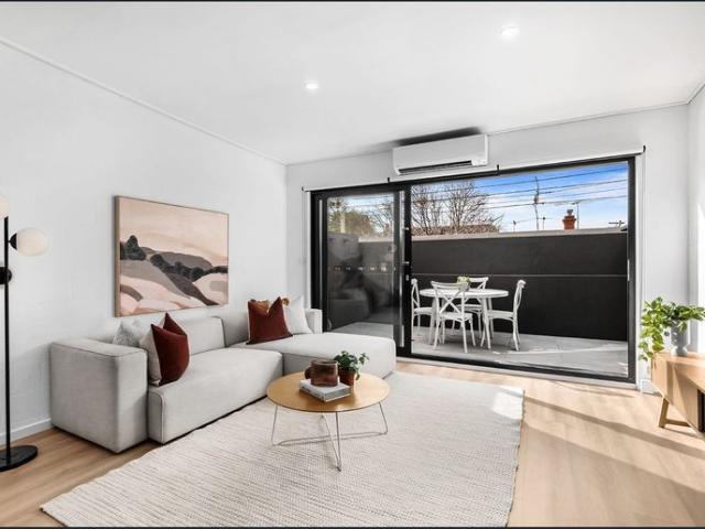 Townhouse for rent in Abbotsford, Melbourne