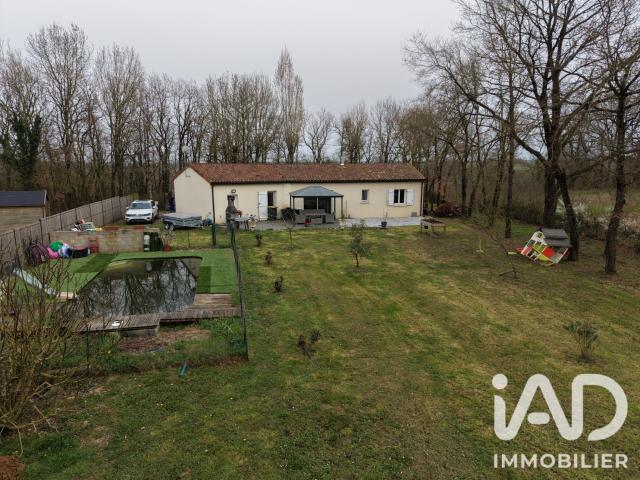Maison location à Luxé, Charente