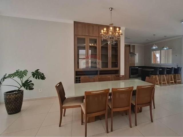 Casa aluguel em Região Imediata de Botucatu, Botucatu