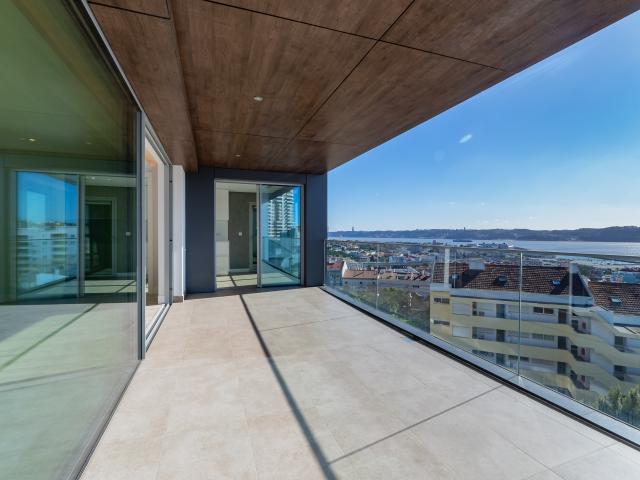 Apartamento alugar em Núcleo Urbano Histórico de Algés, Oeiras