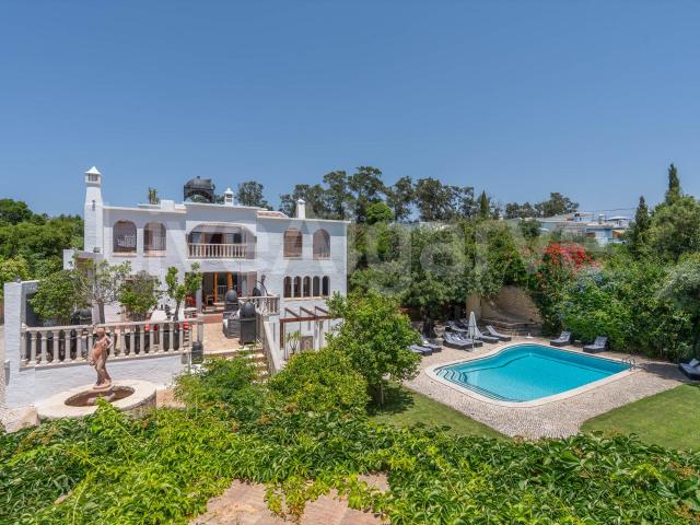 Vivenda venda em Carvoeiro, Faro