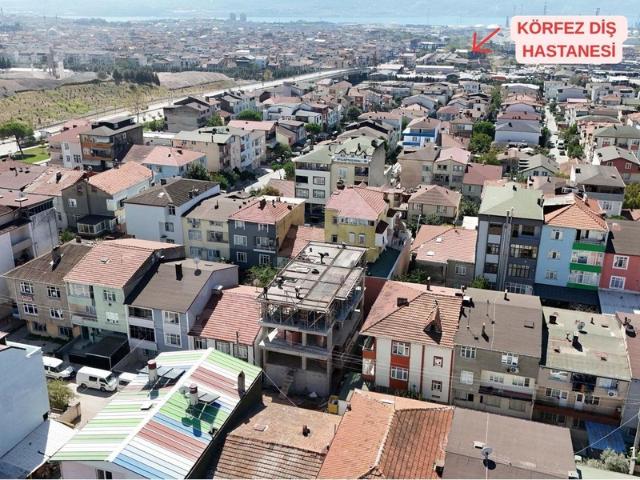Çamlıtepe Mahallesi, Körfez içerisinde satılık mülk