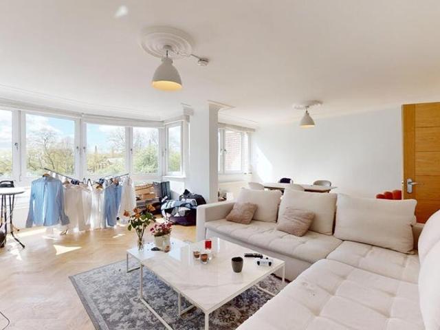 Apartment for rent in Paddington, Greater London