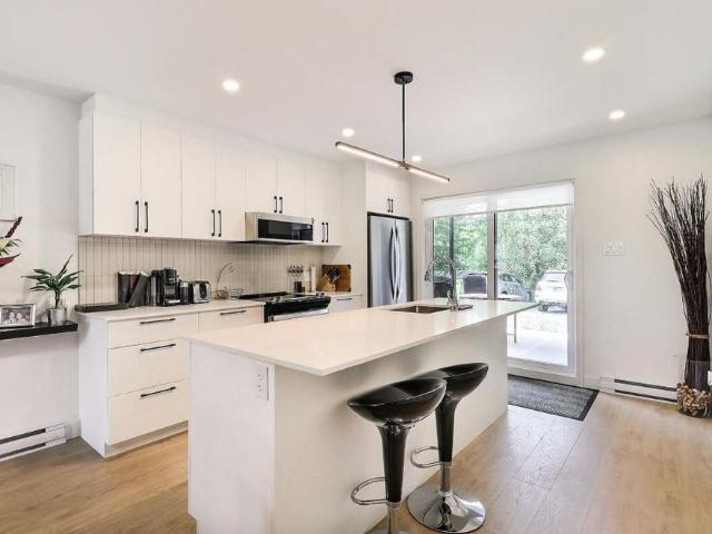 Apartment for rent in Venise-en-québec, Quebec