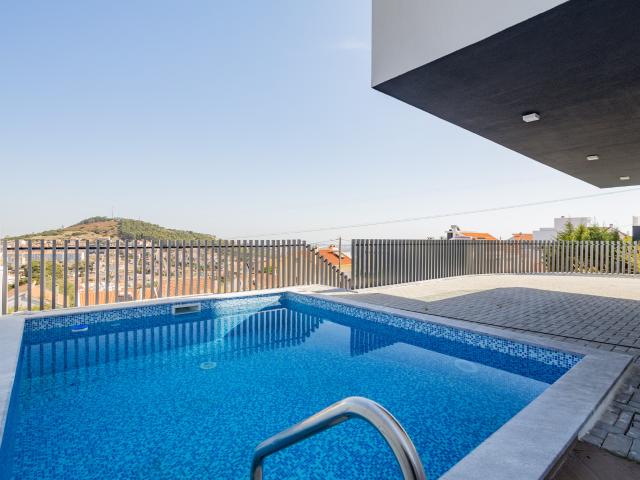 Casa venda em Bairro dos CTT, Odivelas
