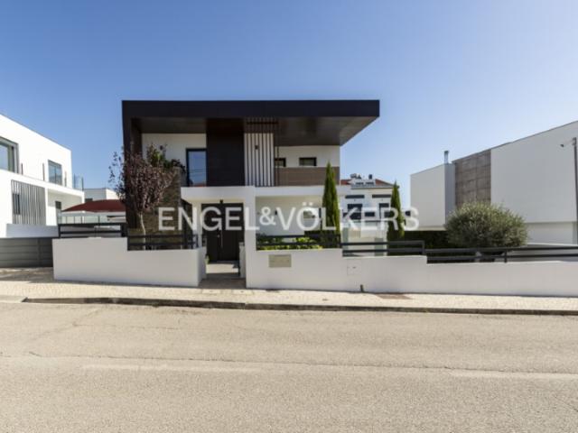 Casa venda em Cerieira, Almada