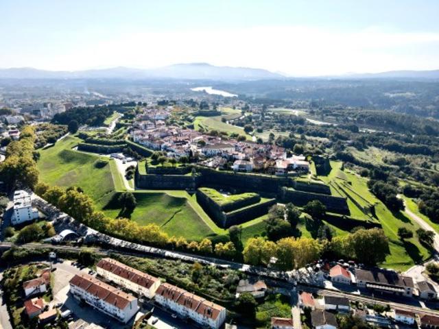 Casa venda em Valença, Viana Do Castelo