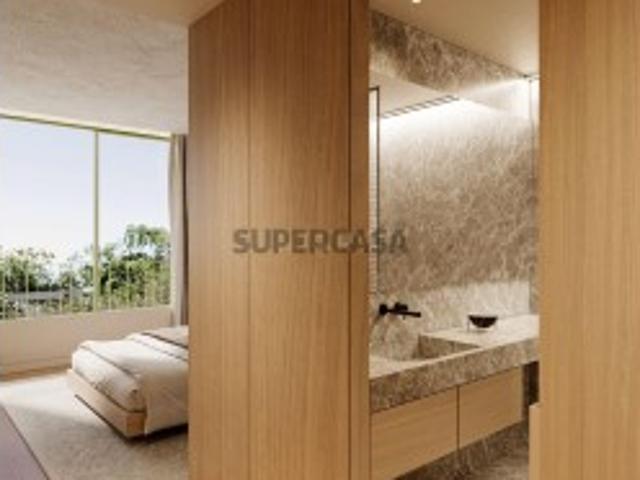 Casa venda em Porto, Lordelo Do Ouro