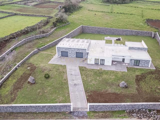 Casa venda em Açores, Vila De São Sebastião