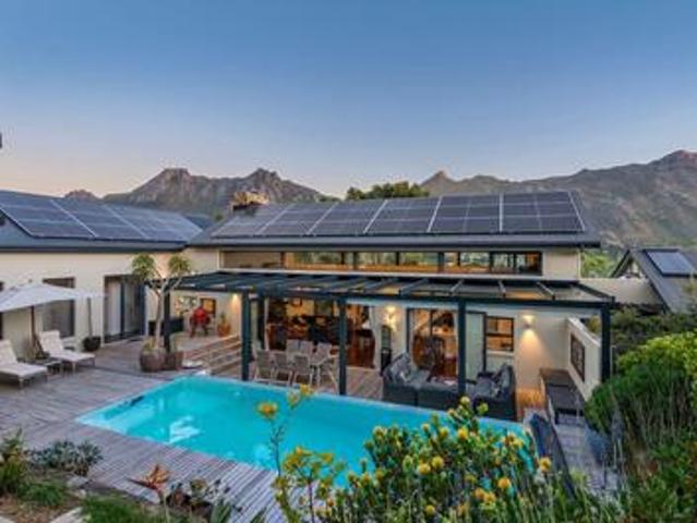 House for sale in Hout Bay, Western Cape