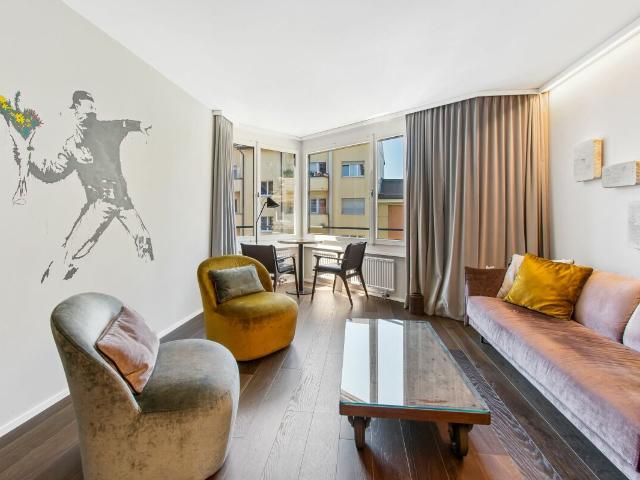 Apartment mieten in Einigen, Zürich