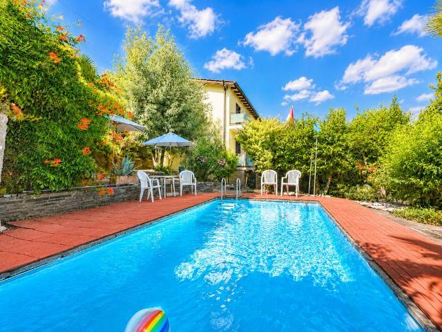 Einfamilienhaus kaufen in Pura, Tessin