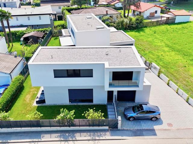 Einfamilienhaus mieten in Caslano, Tessin