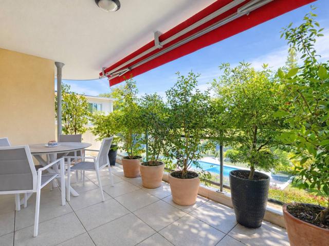 Wohnung kaufen in Prilly, Waadt