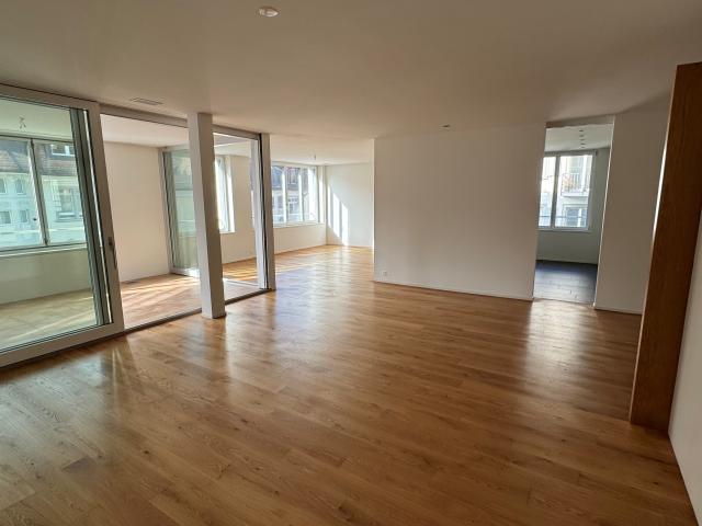 Apartment mieten in Einigen, Zürich