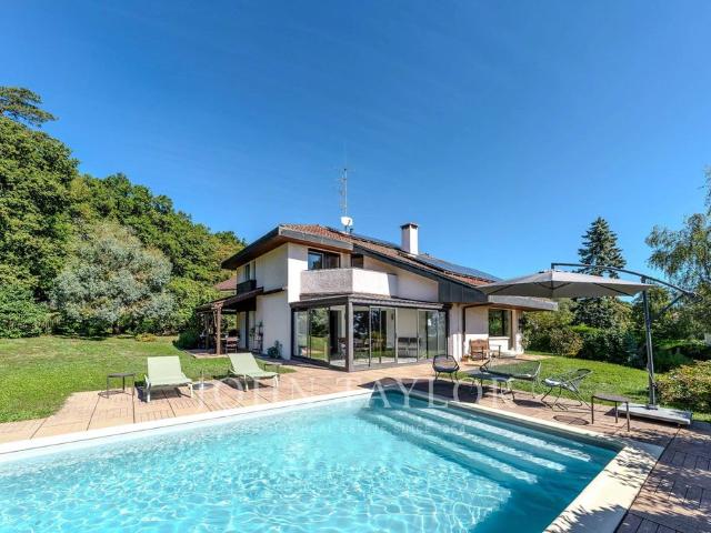 Einfamilienhaus kaufen in Givrins, District de Nyon