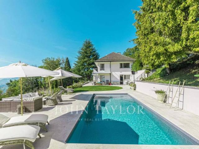 Einfamilienhaus kaufen in Montreux, Waadt