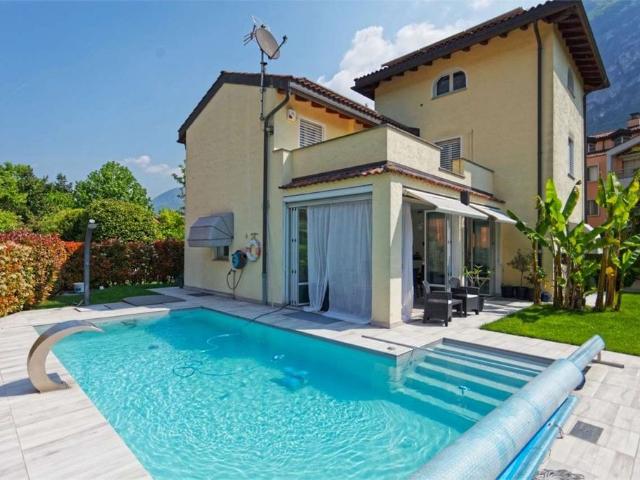 Einfamilienhaus kaufen in Riva San Vitale, Tessin