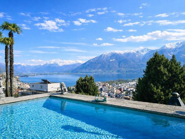 Einfamilienhaus kaufen in Locarno, Tessin