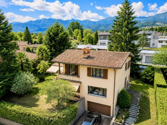 Einfamilienhaus kaufen in Collina d'Oro, Tessin