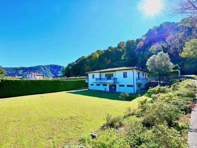 Einfamilienhaus kaufen in Caslano, Tessin
