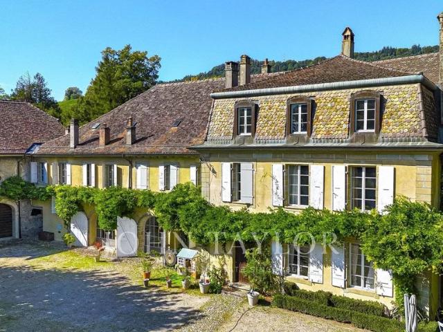 Einfamilienhaus kaufen in Féchy, Waadt