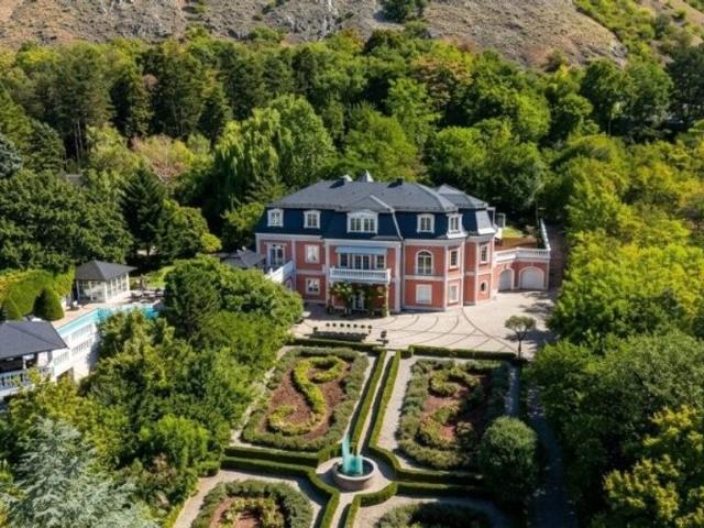 Einfamilienhaus kaufen in Hainburg an der Donau, Niederösterreich