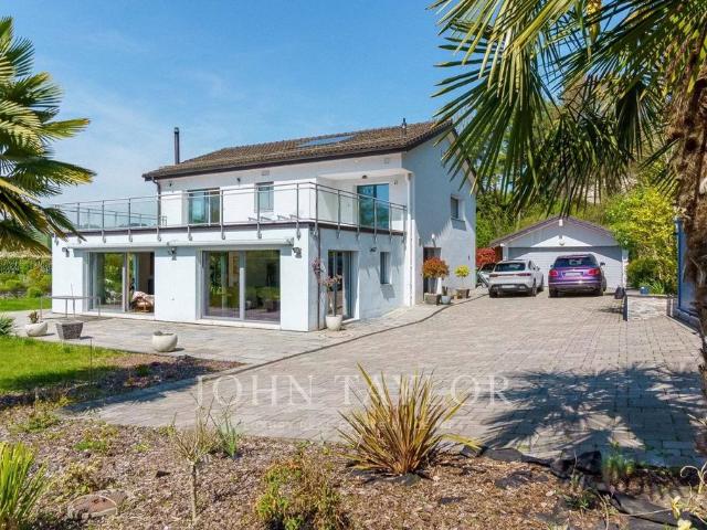 Einfamilienhaus kaufen in Montreux, Waadt