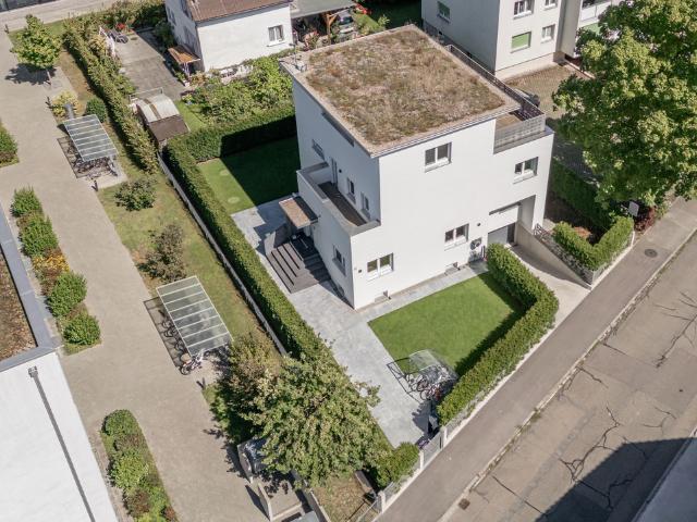 Reihenfamilienhaus kaufen in Muttenz, Basel-Landschaft
