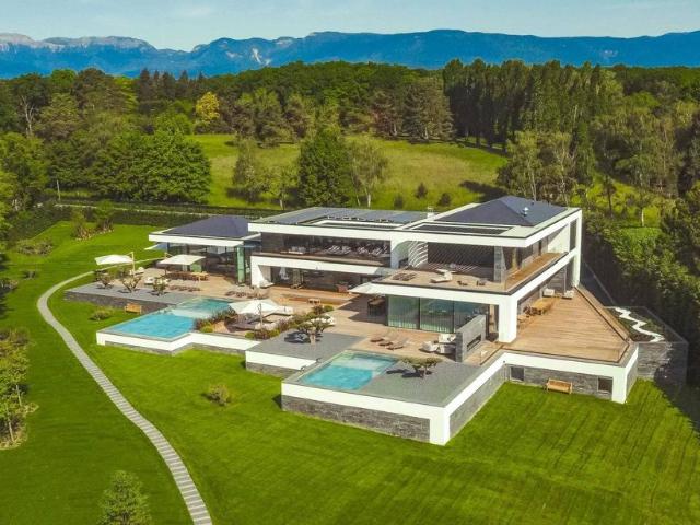 Haus kaufen in Mies, Waadt